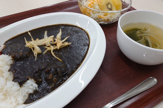 ろっかしょ黒カレー