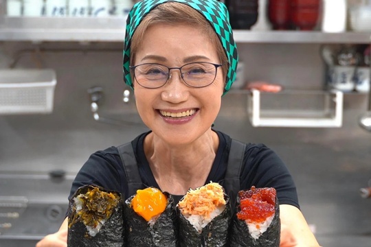右近由美子